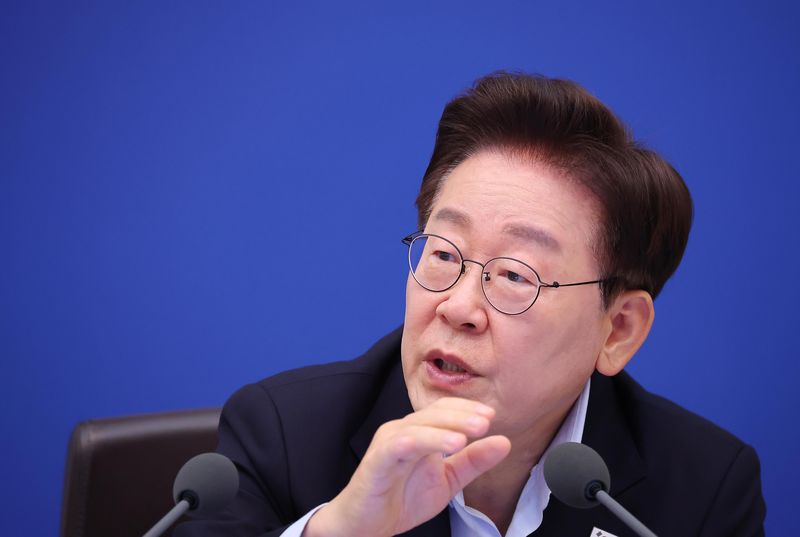 [서울=뉴시스] 김진아 기자 = 이재명 대통령이 21일 청와대에서 열린 국무회의에서 발언하고 있다.(청와대통신사진기자단) 2026.07.21. bluesoda@newsis.com