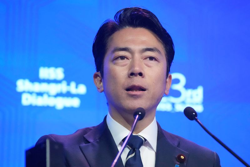 [싱가포르=AP/뉴시스] 사진은 고이즈미 신지로 일본 방위상이 지난 5월 31일 싱가포르에서 열린 아시아 연례 국방·안보 포럼인 샹그릴라 대화에서 연설하는 모습. 2026.07.22.