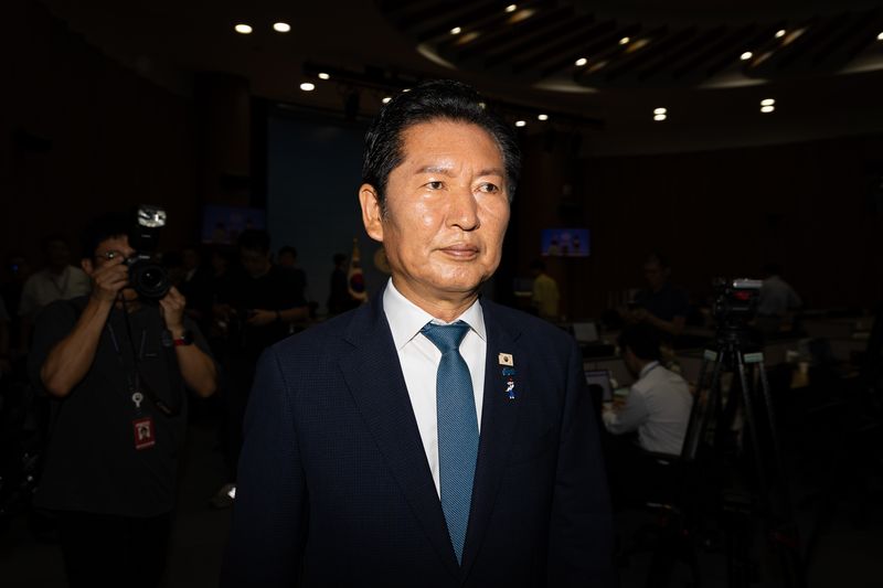 정청래 전 더불어민주당 대표가 13일 서울 여의도 국회 소통관에서 당대표 출마 선언 기자회견을 마친 후 회견장을 나서고 있다. 2026.7.13 ⓒ 뉴스1 유승관 기자