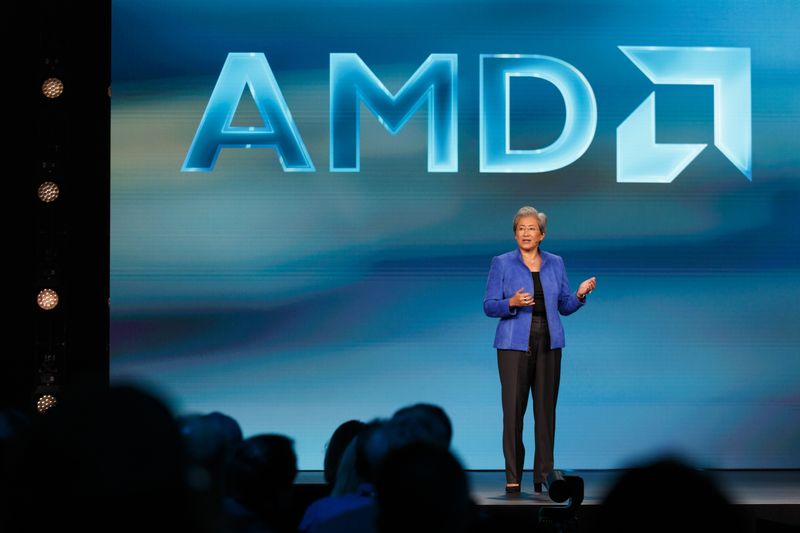 AMD 리사 수 최고경영자(CEO)가 지난 7월23일(현지시간) 미국 샌프란시스코에서 열린 어드밴싱AI 2026에서 기조 연설을 하고 있다.AP뉴시스