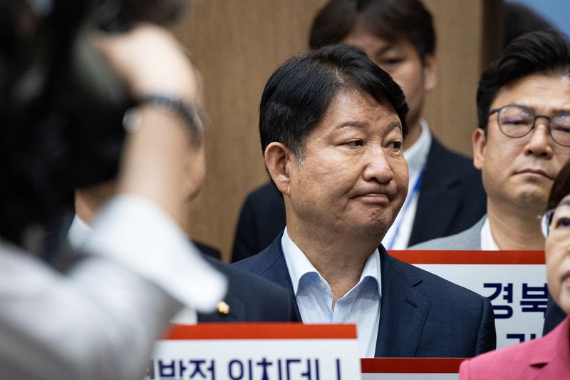 권영진 국민의힘 의원이 29일 서울 여의도 국회 소통관에서 열린 광주·전남권 제2국가 반도체 클러스터 조성 계획 관련 기자회견에 참석하고 있다. 2026.6.29 ⓒ 뉴스1 유승관 기자