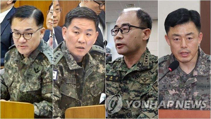 왼쪽부터 여인형 전 국군방첩사령관, 이진우 전 수방사령관, 곽종근 전 육군특수전사령관, 문상호 전 국군정보사령관. 연합뉴스