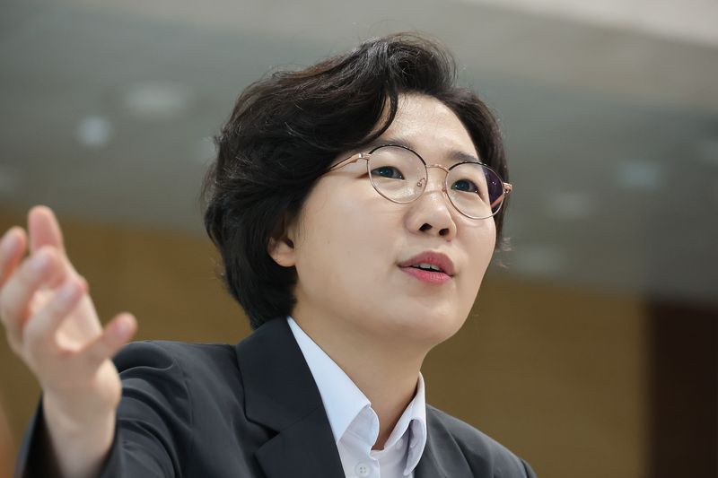 김보미 더불어민주당 당대표 후보가 23일 서울 여의도 국회 소통관에서 뉴스1과 인터뷰를 하고 있다. ⓒ 뉴스1 신웅수 기자