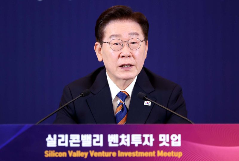 [샌프란시스코=뉴시스] 김진아 기자 = 이재명 대통령이 25일(현지 시간) 미국 샌프란시스코의 한 호텔에서 열린 실리콘밸리 벤처투자 밋업에서 인사말을 하고 있다. 2026.07.26. bluesoda@newsis.com