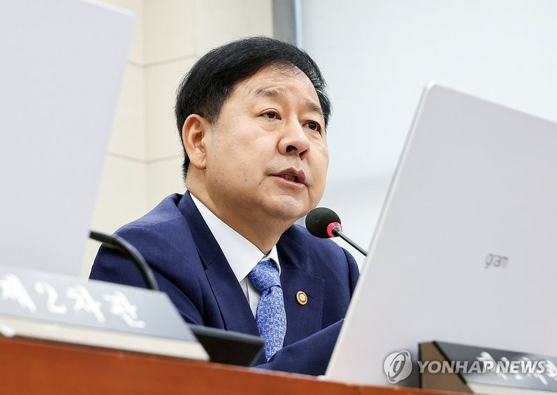 답변하는 구윤철 부총리 겸 재정경제부 장관 (출처=연합뉴스)