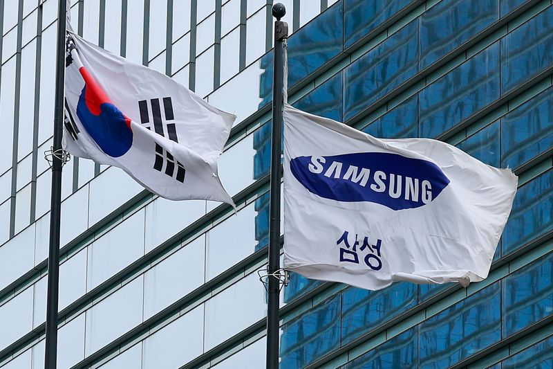 서울 삼성전자 서초사옥에 깃발이 나부끼고 있다.2026.5.27 ⓒ 뉴스1 안은나 기자