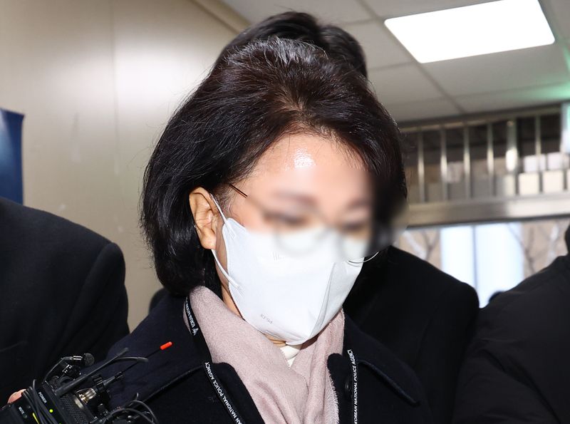 [서울=뉴시스] 박주성 기자 = '통일교 원정도박 수사 무마' 의혹을 들여다보는 2차 종합특별검사팀이 정원주 전 통일교 비서실장을 소환했다. 사진은 정 전 실장. 2026.07.31. park7691@newsis.com