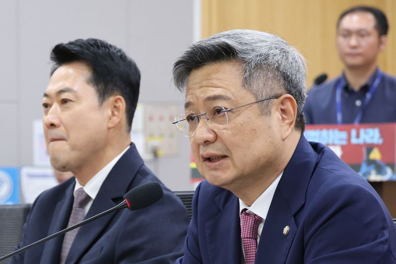 김장겸 국민의힘 의원이 21일 서울 여의도 국회 의원회관에서 열린'표현의 자유를 처벌하는 나라, 이대로 괜찮은가' 온라인 입틀막법 폐지 촉구 국회토론회에서 발언하고 있다. 2026.7.21 ⓒ 뉴스1 신웅수 기자
