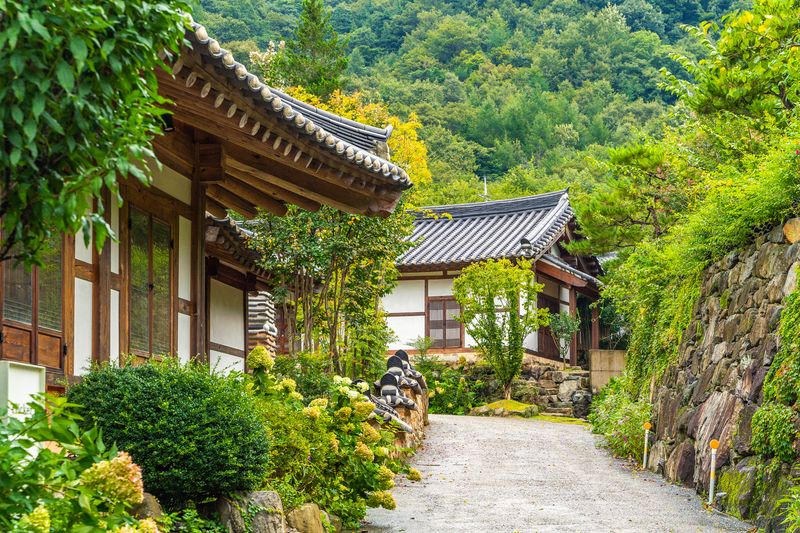 [세종=뉴시스] 전북 완주 농촌체험 휴양마을 오성 한옥마을. (사진=농림축산식품부 제공) **위 사진은 기사 내용과 직접적인 연관이 없습니다. *재판매 및 DB 금지