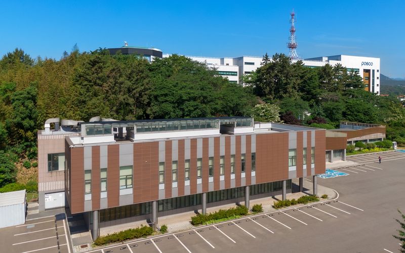 3일 광양시 광양읍의 낮 최고기온이 41.1도를 기록하는 등 폭염이 지속되고 있는 가운데 광양제철소가 근로자들의 건강을 보호하고 온열질환 예방을 위해 총력을 쏟고 있다. 사진은 광양제철소 산업보건센터 모습. 광양제철소 제공