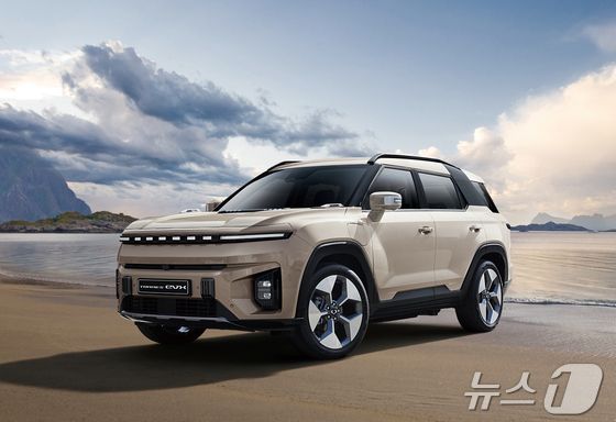 KG모빌리티(KGM)의 중형 전기 SUV '토레스 EVX'(KGM 제공).