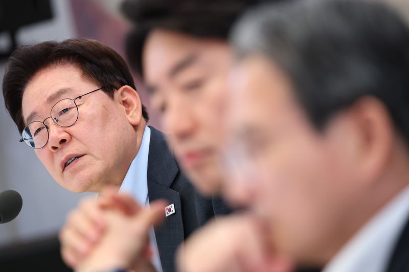 이재명 대통령이 지난 4일 청와대 영빈관에서 열린 고용노동부, 중소벤처기업부, 공정거래위원회 2차 업무보고에서 발언을 하고 있다. 청와대통신사진기자단