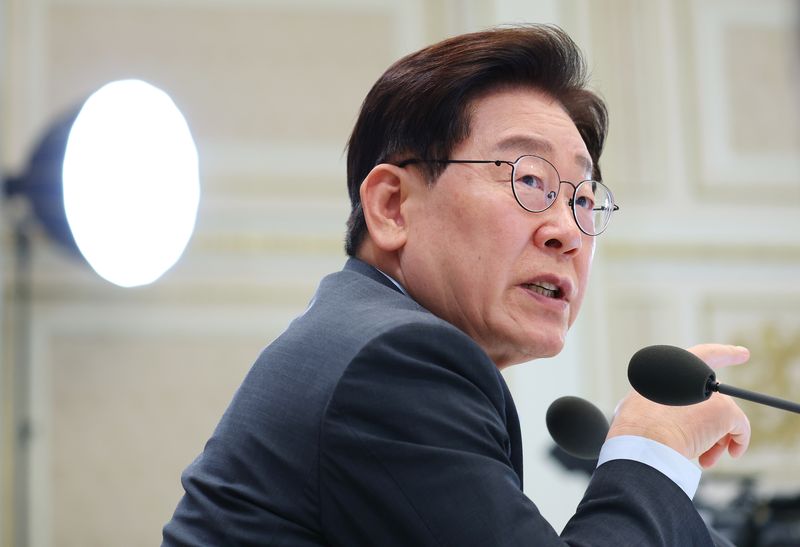이재명 대통령이 4일 청와대 영빈관에서 열린 고용노동부, 중기부, 공정위에 대한 부처 업무보고에서 발언하고 있다.(청와대통신사진기자단) 2026.08.04. /사진=뉴시스