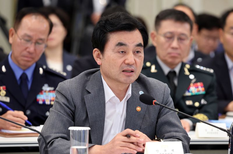 안규백 국방부 장관이 5일 청와대 영빈관에서 열린 외교부, 통일부, 국방부, 국가보훈부에 대한 부처 업무보고에서 보고를 하고 있다. 뉴시스