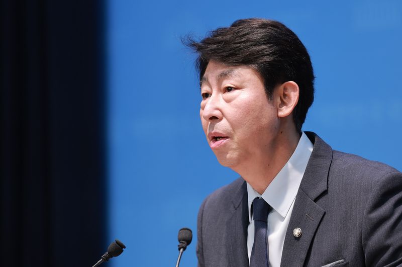 더불어민주당 이훈기 의원. 연합뉴스