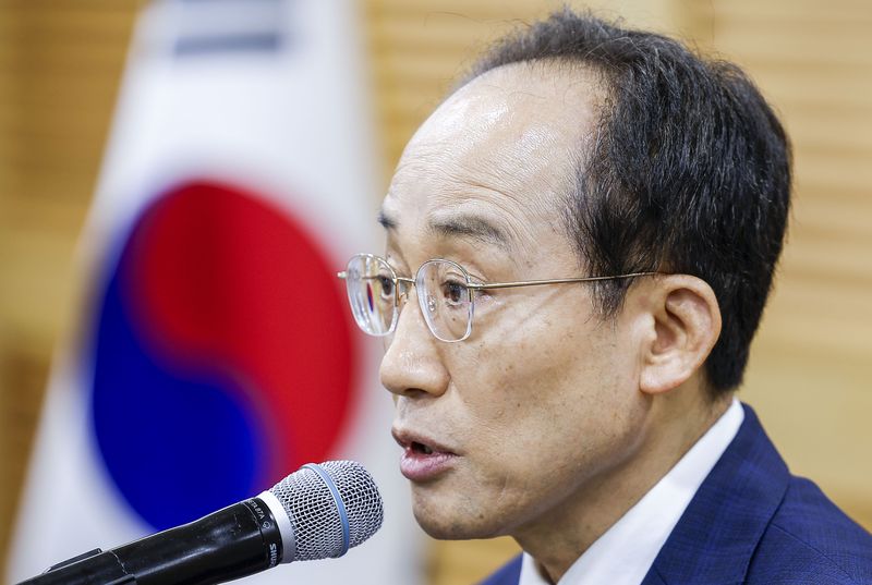 [서울=뉴시스] 정병혁 기자 = 추경호 대구시장이 28일 서울 여의도 국회 의원회관에서 열린 2차 공공기관 이전 대구 유치전략 정책토론회에서 인사말을 하고 있다. 2026.07.28. jhope@newsis.com