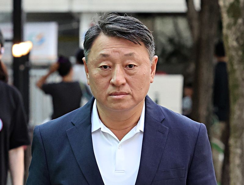 [과천=뉴시스] 김금보 기자 = 12·3 비상계엄에 연루됐다는 의혹으로 국방부로부터 중징계받았으나 최종 불기소 처분된 군 장성들이 징계 처분 취소 소송을 잇달아 제기했다. 일부 전역 군인들도 2차 종합특별검사팀 처분 결과에 따라 법적 다툼에 들어설 예정이다. 사진은 이승오 전 합동참모본부 작전본부장. 2026.08.06. kgb@newsis.com