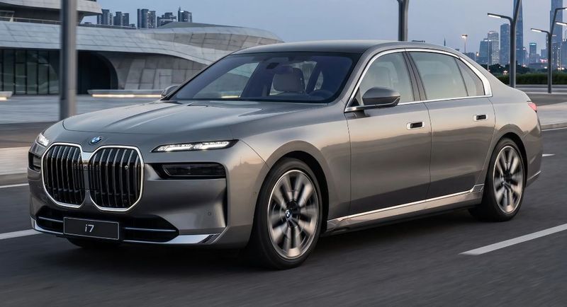 BMW i7. 한국타이어 제공.