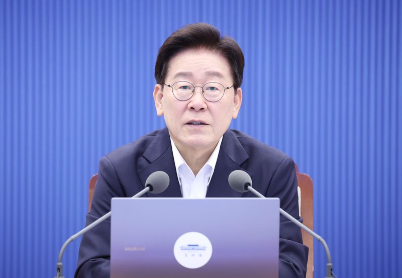 [서울=뉴시스] 조성봉 기자 = 이재명 대통령이 6일 청와대에서 열린 수석보좌관회의에서 발언하고 있다. 2026.08.06. suncho21@newsis.com