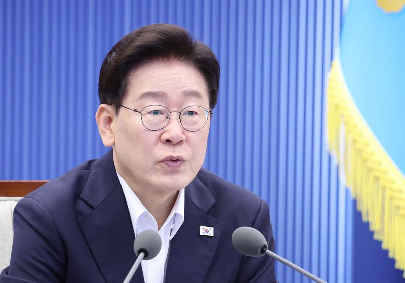 [서울=뉴시스] 조성봉 기자 = 이재명 대통령이 6일 청와대에서 열린 수석보좌관회의에서 발언하고 있다. 2026.08.06. suncho21@newsis.com
