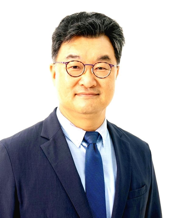 이재명 대통령이 7일 국립외교원장에 김흥규 아주대 미중정책연구소장(정치외교학과 교수)을 임명했다. 청와대 제공