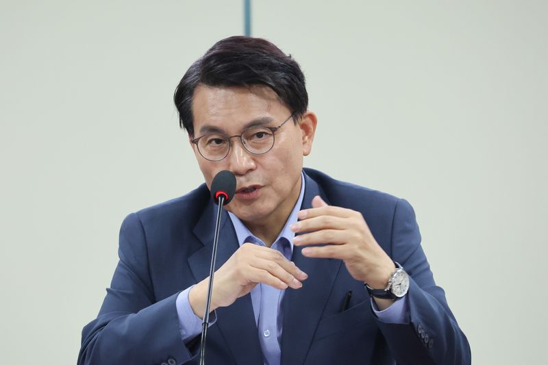 윤상현 선관위 국조특위 위원장이 7일 서울 여의도 국회 의원회관에서 열린 '선관위 투표용지 부족사태, 제도권을 향한 대학생들의 제언' 간담회에서 발언하고 있다. 2026.8.7 ⓒ 뉴스1 신웅수 기자