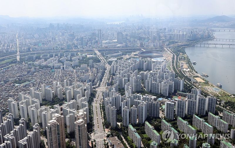 "정부 믿고 했는데"...세금 더 내라, 임대사업자 '분통', 세입자 '전전긍긍'