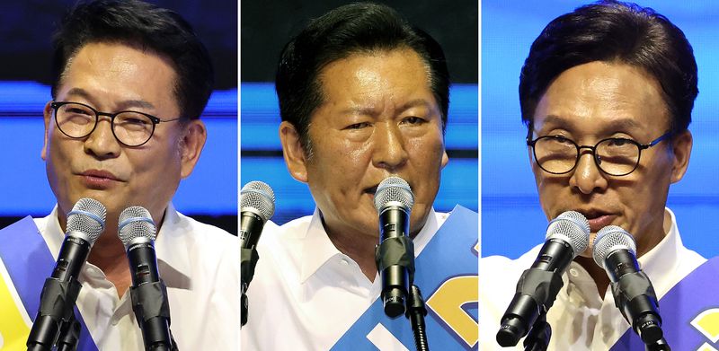 송영길(왼쪽부터), 정청래, 김민석 더불어민주당 당대표 후보가 9일 대구 북구 호텔인터불고 엑스코 그랜드볼룸에서 열린 대구·경북 당대표 및 최고위원 후보자 합동연설회에서 정견발표를 하고 있다. 뉴시스