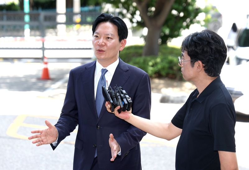 [인천=뉴시스]김선웅 기자 = 쌍방울 대북 송금사건 수사 과정에서의 비위 의혹으로 대검찰청 정직 징계를 받은 박상용 인천지방검찰청 부부장검사가 오는 13일로 예정된 법무부 감찰위원회 심의 기일을 연기해달라고 요청했다. 2026.07.13. mangusta@newsis.com