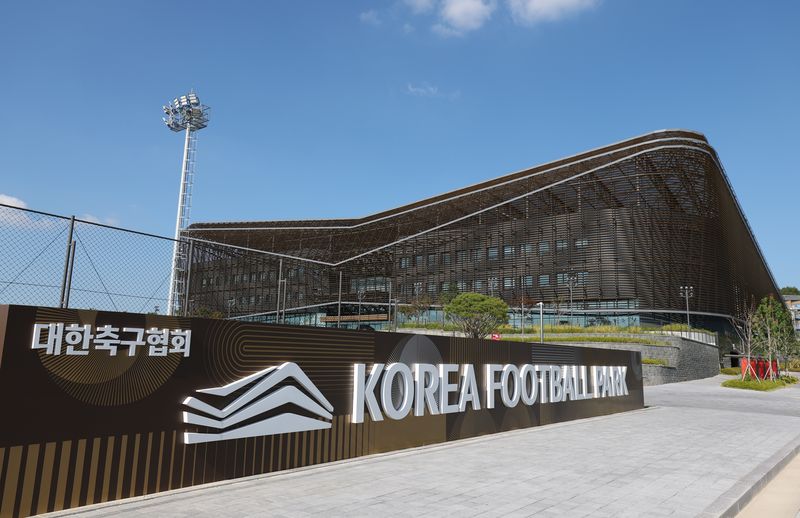 대한축구협회가 축구대표팀 임시 감독을 선임하기 위한 서류 접수를 마감했다고 밝혔다. ⓒ 뉴스1 김영운 기자