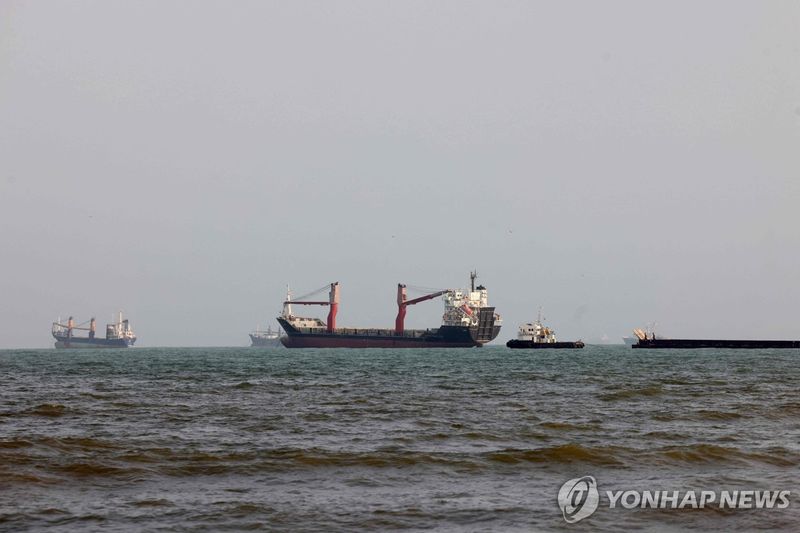 호르무즈 해협의 선박 (출처=연합뉴스)