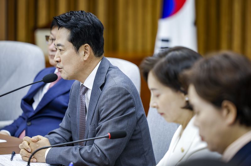 장동혁 국민의힘 대표가 지난 12일 서울 여의도 국회에서 열린 '보완수사권 폐지로 인한 여성안전 공백, 누가 국민을 지킬 것인가?' 토론회에서 발언하고 있다. 뉴시스