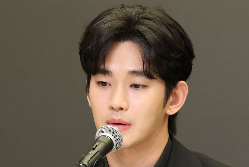 배우 김수현. 2025.3.31 ⓒ 뉴스1 권현진 기자
