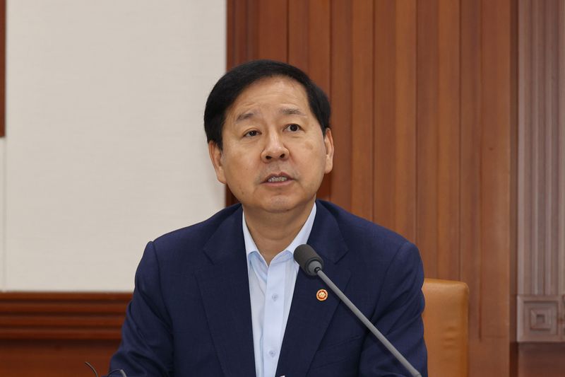 구윤철 부총리 겸 재정경제부 장관이 13일 서울 종로구 정부서울청사에서 열린 비상경제본부 회의 겸 경제관계장관회의 겸 민생물가 특별관리 관계장관 태스크포스( TF)에서 발언하고 있다. 사진=서동일 기자