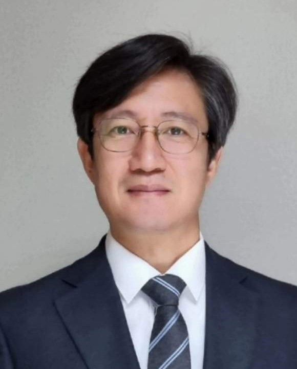 이창흠 제주특별자치도 기후경제부지사 후보자. 이 후보자는 환경부 기후탄소정책실장과 대통령실 기후환경비서관 등을 지낸 환경정책 전문가로 오는 26일 제주도의회 인사청문회에 출석한다. /사진=제주특별자치도 제공