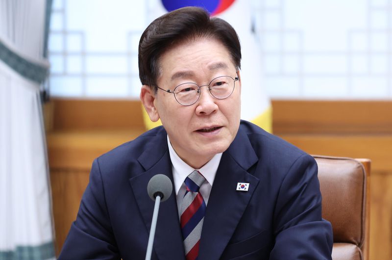 이재명 대통령이 14일 청와대에서 열린 청년정책 대전환을 위한 청년정책 전문가 간담회에서 발언하고 있다. 뉴시스