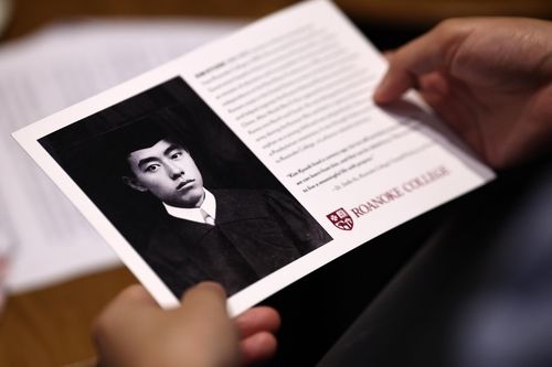 로어노크대가 만든 '김규식 엽서' (출처=연합뉴스)