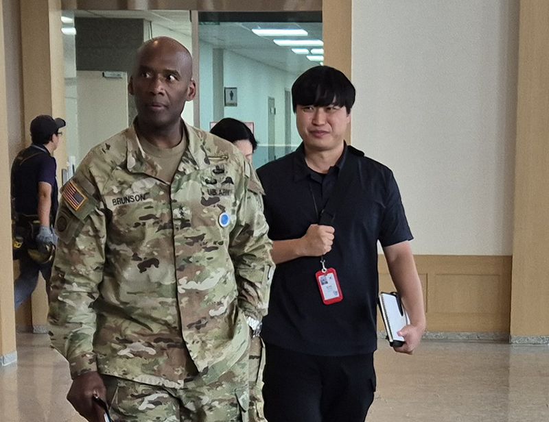 제이비어 브런슨 주한미군사령관이 지난 18일 서울 용산구 국방부 청사를 방문한 뒤 떠나고 있다. 그는 유엔군사령관을 겸직중이다. 연합뉴스