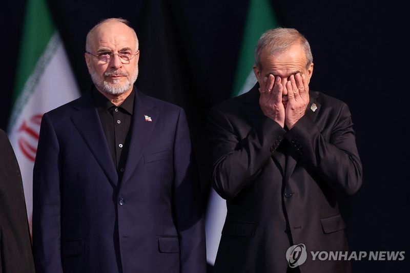 이란 협상단장 "미국이 MOU 약속 이행할 때까지 호르무즈 안 연다"
