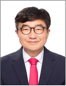 남극 분야 최고 권위의 국제학술기구인 남극연구과학위원회(SCAR) 부의장에 선출된 신형철 극지연구소장. 극지연구소 제공.