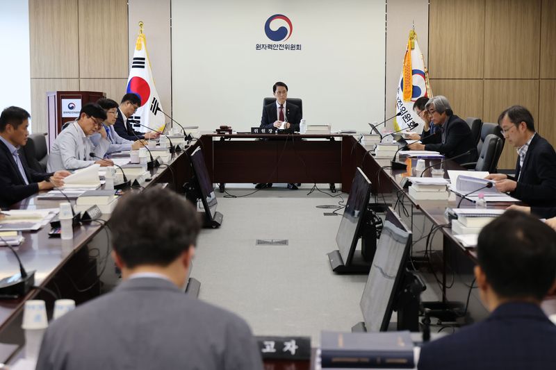 [세종=뉴시스] 원자력안전위원회는 25일 제2026-10회 회의를 개최했다. (사진=원안위 제공) 2026.06.25. photo@newsis.com *재판매 및 DB 금지