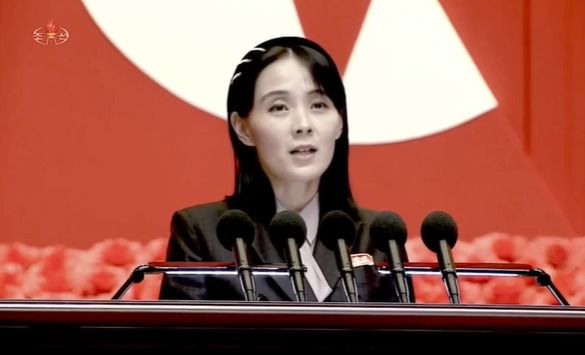 김여정 담화는 왜 밤에 나올까…北도 모든 신경 美에 집중한다