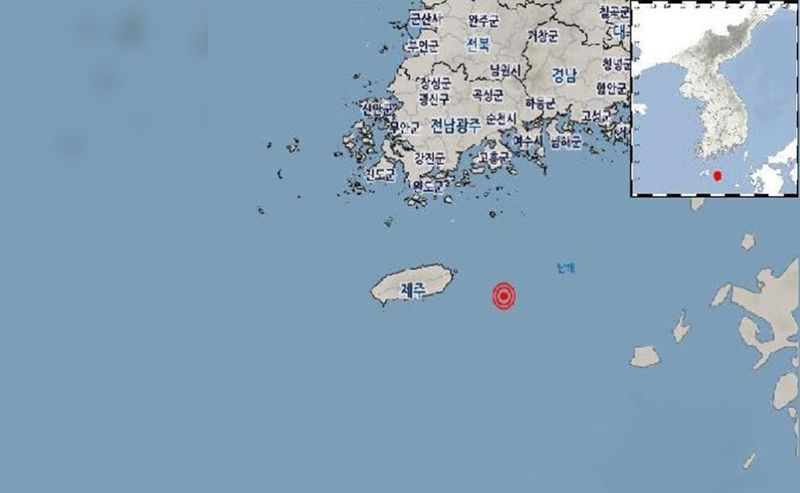 23일 오전 1시44분38초 제주 서귀포시 동쪽 79㎞ 해역에서 규모 2.2의 지진이 발생했다. 전날 규모 2.7 지진이 발생한 지 약 6시간35분 만이다. 두 번째 지진을 첫 지진의 여진으로 볼 수 있는지는 추가 분석이 필요하다. /사진=기상청 제공