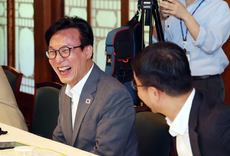 김민석 더불어민주당 대표가 지난 23일 서울 종로구 삼청동 총리공관에서 열린 제10차 고위당정협의회에서 활짝 웃고 있다. (공동취재) 2026.8.23 ⓒ 뉴스1 오대일 기자