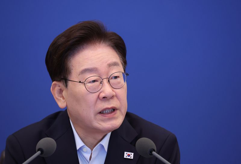 이재명 대통령이 25일 청와대에서 국무회의 발언을 하고 있다. 청와대통신사진기자단
