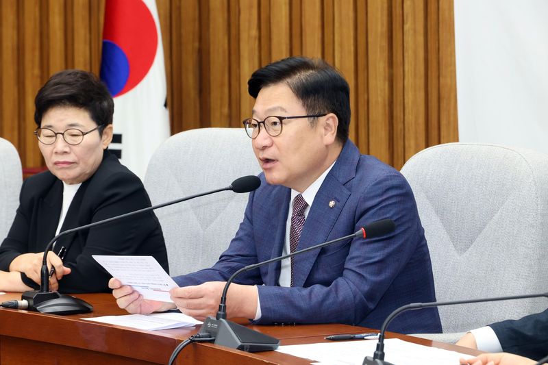 국민의힘 정점식 원내대표가 25일 국회에서 열린 원내대책회의에서 발언을 하고 있다. 사진=박범준 기자