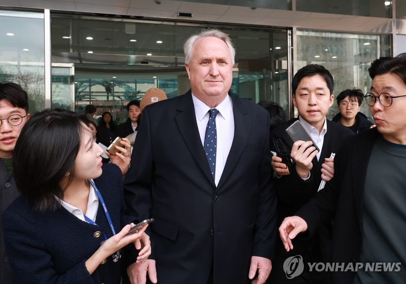 작년 12월 의원직 사퇴 표명한 인요한 의원 (출처=연합뉴스)