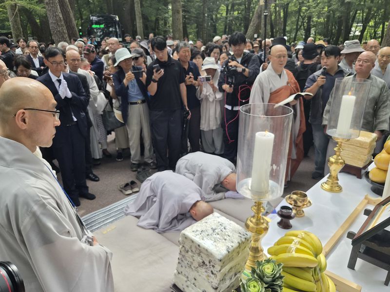 고 명진 스님의 노재 의식이 25일 충북 보은군 대한불교조계종 제5교구본사 법주사 앞에서 열리고 있다. 2026.8.25 ⓒ 뉴스1 임양규 기자