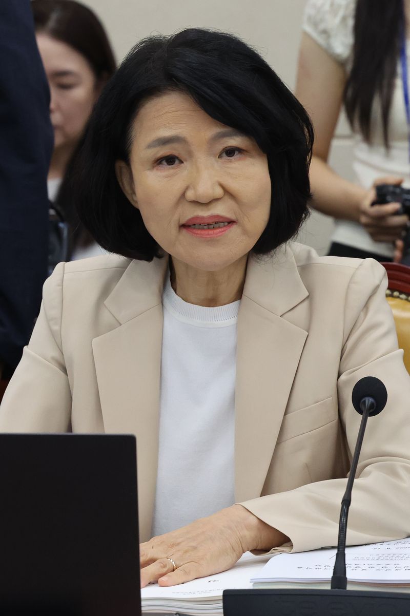 與, 이진숙 의원 제명 결의안 운영위 처리