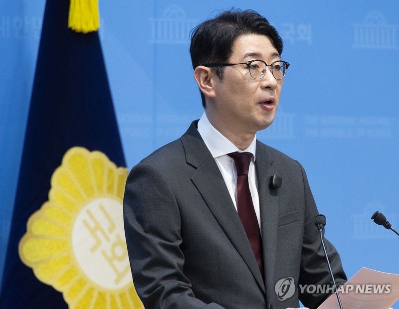 선관위 득표 조작 의혹 밝히는 국민의힘 주진우 의원 (출처=연합뉴스)